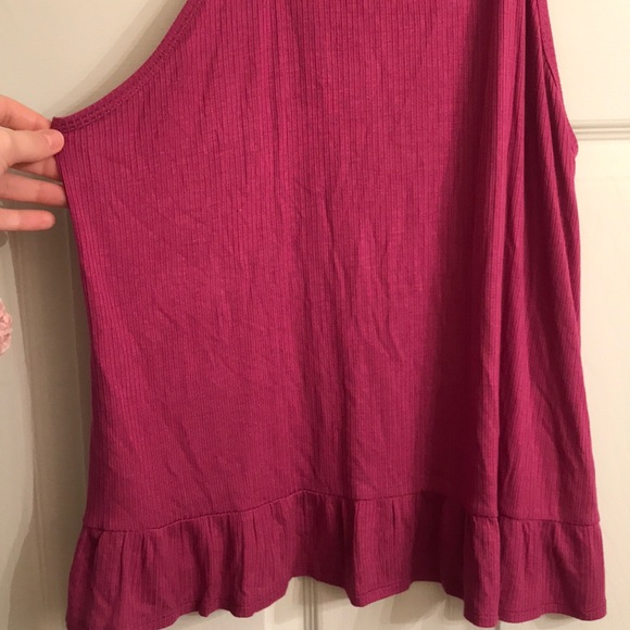 Target pink tank top - Picture 2 of 5